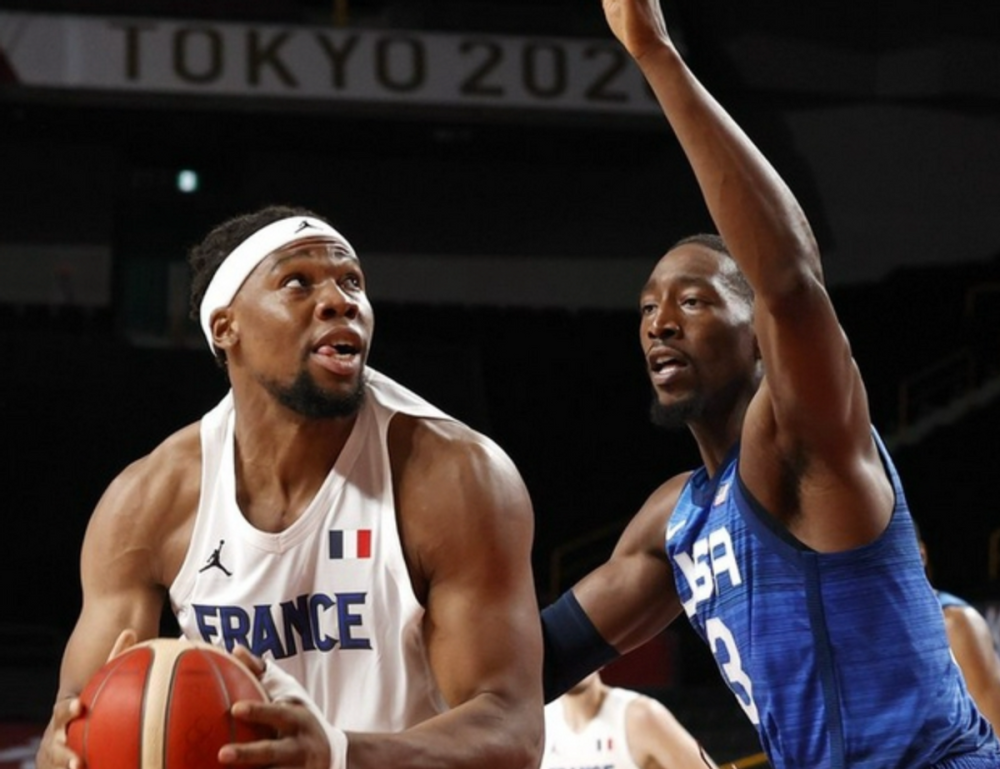  锡安复出砍两双鹈鹕终结快船四连胜势