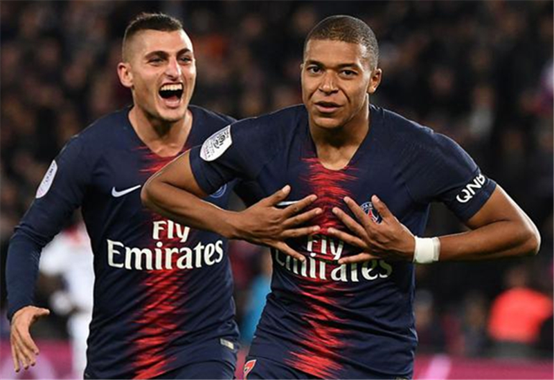  法甲霸主巴黎圣日耳曼豪取连胜领跑积分榜